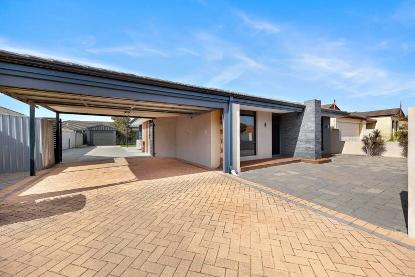 17 Benbecula Loop, PORT KENNEDY, WA 6172 AUS