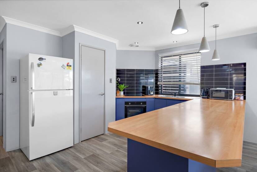 17 Benbecula Loop, PORT KENNEDY, WA 6172 AUS