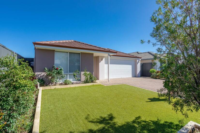 16 Solaris Street, WELLARD, WA 6170 AUS
