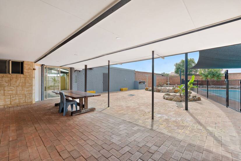 11 Eynesford Street, GOSNELLS, WA 6110 AUS