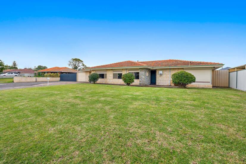 11 Eynesford Street, GOSNELLS, WA 6110 AUS
