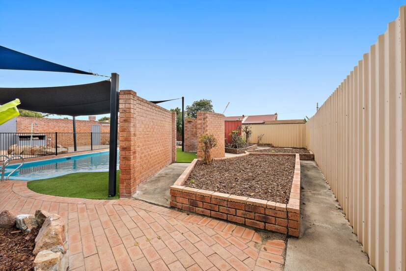 11 Eynesford Street, GOSNELLS, WA 6110 AUS