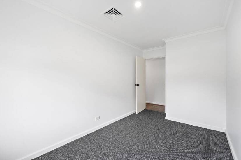 11 Eynesford Street, GOSNELLS, WA 6110 AUS
