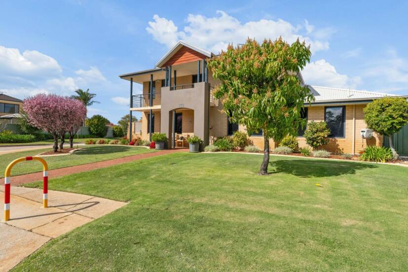 119 Lakey Streeet, SOUTHERN RIVER, WA 6110 AUS