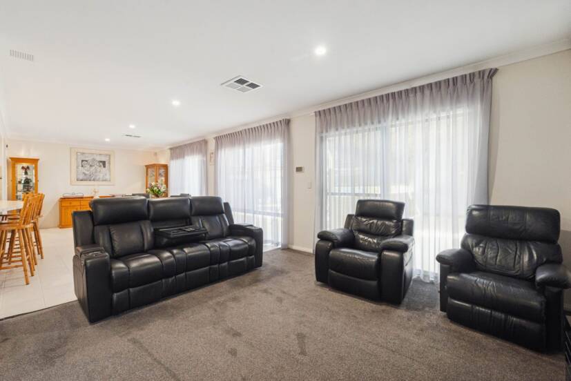 119 Lakey Streeet, SOUTHERN RIVER, WA 6110 AUS