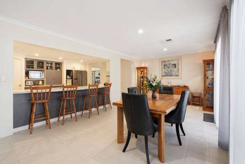 119 Lakey Streeet, SOUTHERN RIVER, WA 6110 AUS