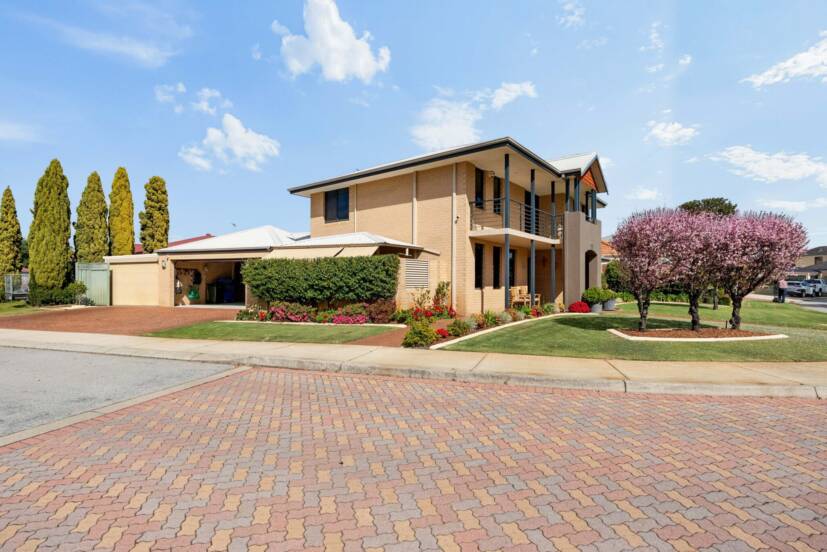 119 Lakey Streeet, SOUTHERN RIVER, WA 6110 AUS