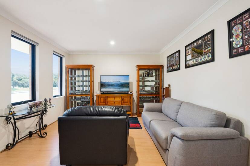 119 Lakey Streeet, SOUTHERN RIVER, WA 6110 AUS