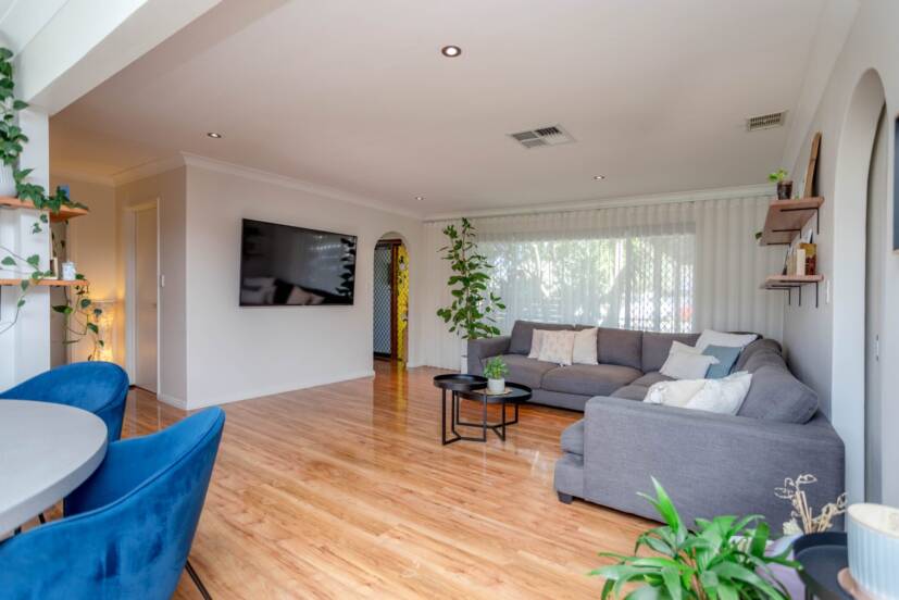 15 Penhurst Court, THORNLIE, WA 6108 AUS