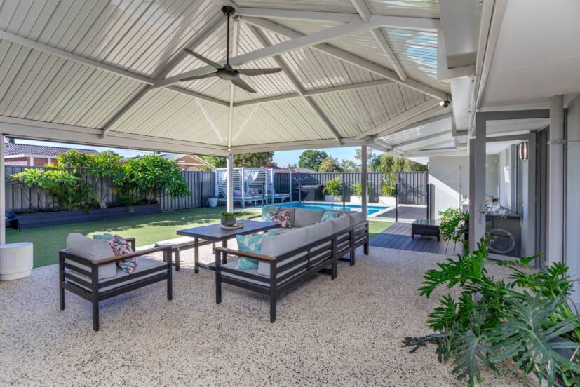 15 Penhurst Court, THORNLIE, WA 6108 AUS