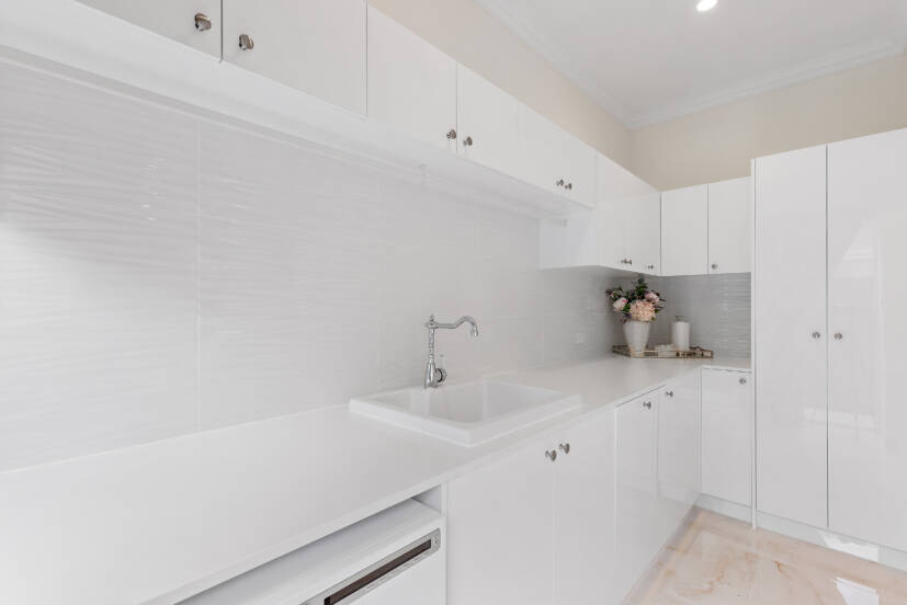33 Fragola Rise, LANDSDALE, WA 6065 AUS