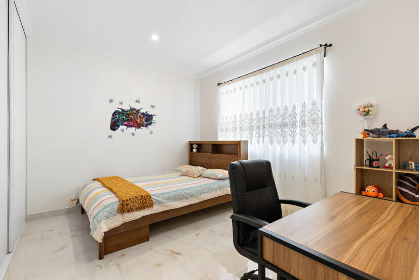 33 Fragola Rise, LANDSDALE, WA 6065 AUS